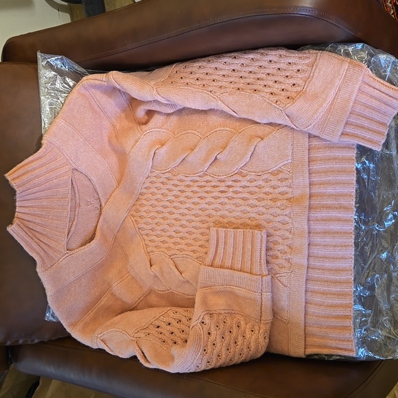 NEW Naadam Wool Alpaca Cable Knit Cutout Cut Out Neck Turtleneck Sweater Rose S - Picture 2 of 7